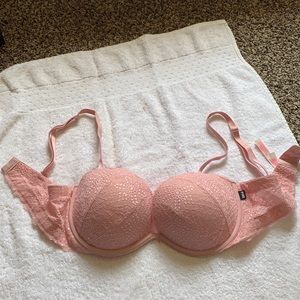 PINK Victoria’s Secret bra